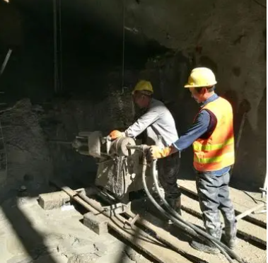 蓬江水下抗分散灌浆料特点 水下不分散注浆料介绍